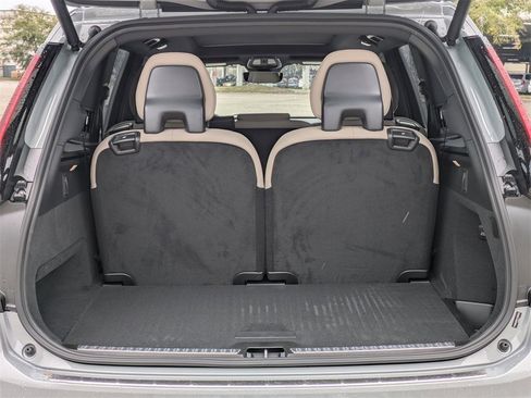 New 2026 Volvo XC90 B6 Plus w/ Protection Package Premier image 15