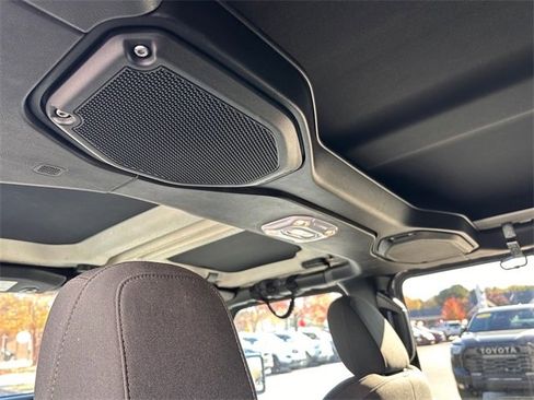 Used 2021 Jeep Wrangler Unlimited Sport image 14