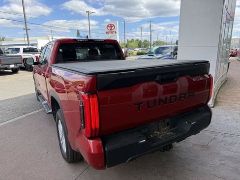 Used 2023 Toyota Tundra SR5 w/ SR5 Premium Package AWD/4WD image 4