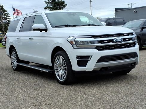 Used 2023 Ford Expedition Max Limited AWD/4WD image 6