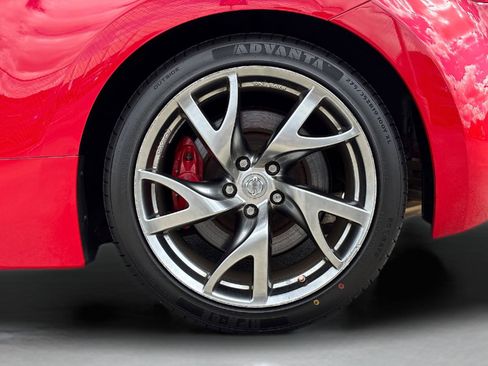 Used 2013 Nissan 370Z Touring w/ Sport Pkg RWD image 17
