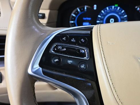 Used 2019 Cadillac Escalade Platinum AWD/4WD image 33
