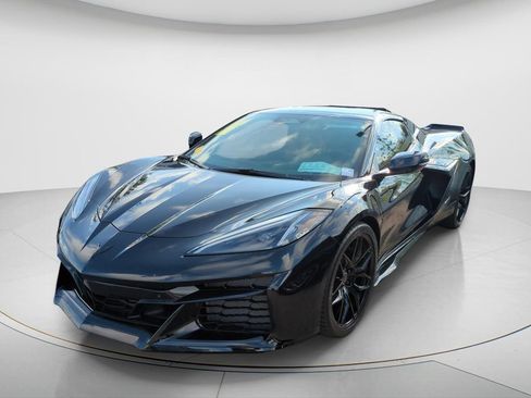Used 2024 Chevrolet Corvette Z06 w/ Stealth Interior Trim Package RWD image 1
