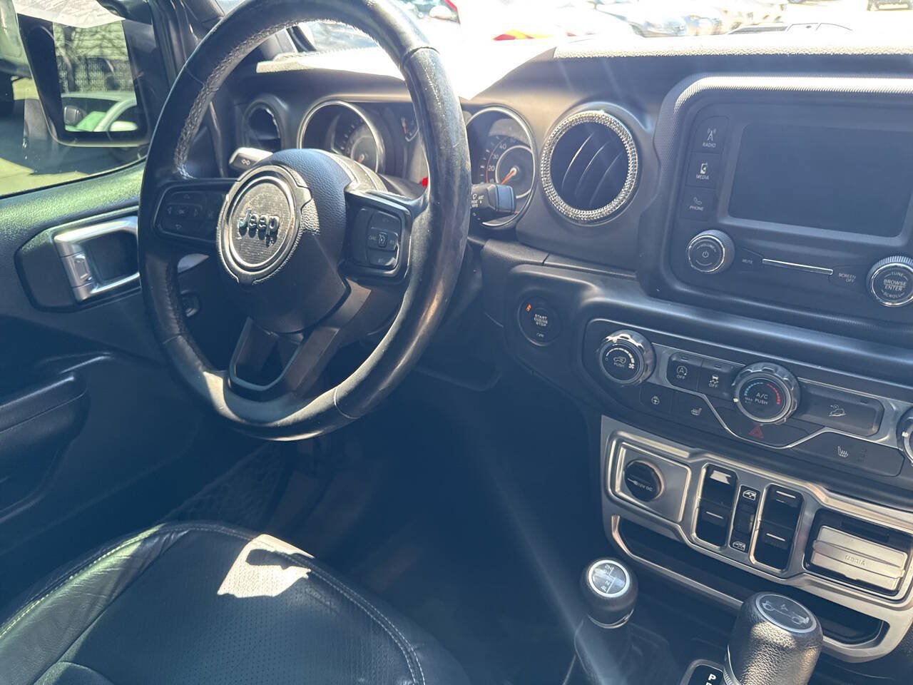 Used 2019 Jeep Wrangler Unlimited Sport S AWD/4WD image 18