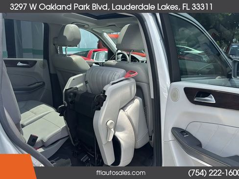 Used 2014 Mercedes-Benz GL 350 BlueTEC 4MATIC image 39