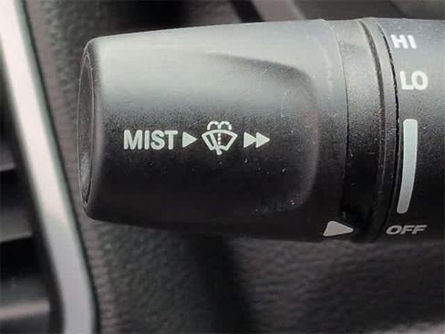 Used 2021 RAM 1500 Laramie w/ Off Road Group image 26