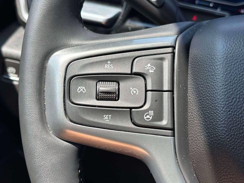 Used 2023 Chevrolet Silverado 1500 LT AWD/4WD image 10