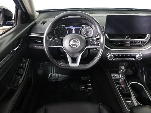 Used 2024 Nissan Altima 2.5 SR w/ SR Premium Package AWD/4WD image 35