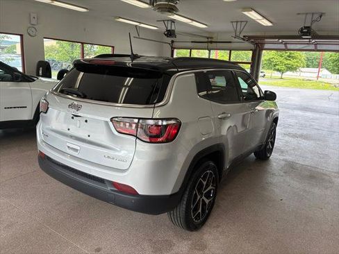 Certified 2024 Jeep Compass Limited AWD/4WD image 21
