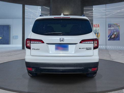 Used 2021 Honda Pilot Black Edition image 5