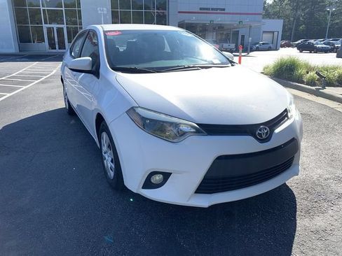 Used 2015 Toyota Corolla L FWD image 2