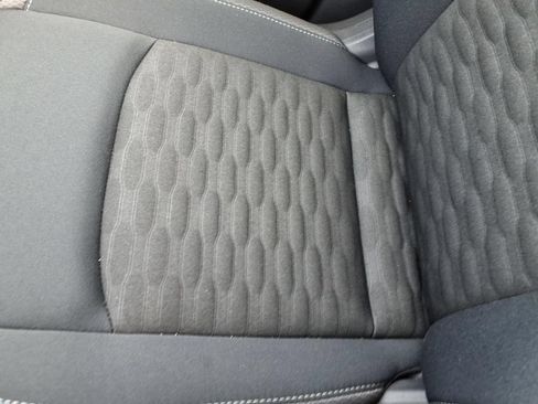 Used 2025 Nissan Pathfinder SV w/ SV Premium Package FWD image 25
