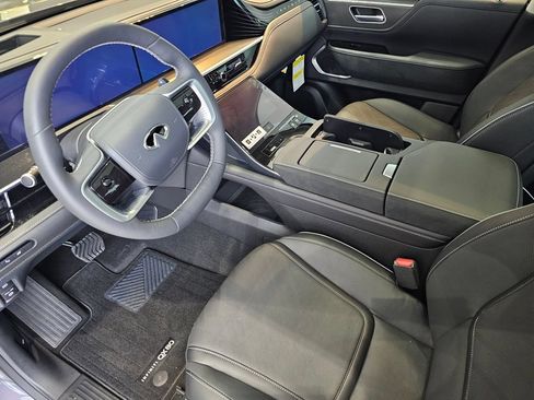 Used 2026 INFINITI QX80 Luxe w/ Cargo Package AWD/4WD image 13