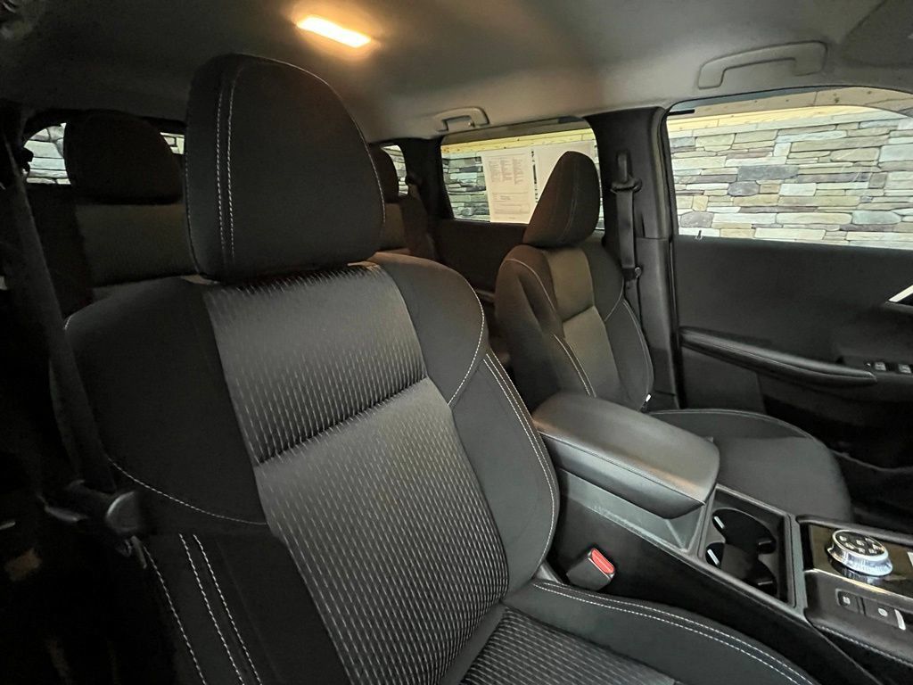 Used 2022 Mitsubishi Outlander ES AWD/4WD image 30