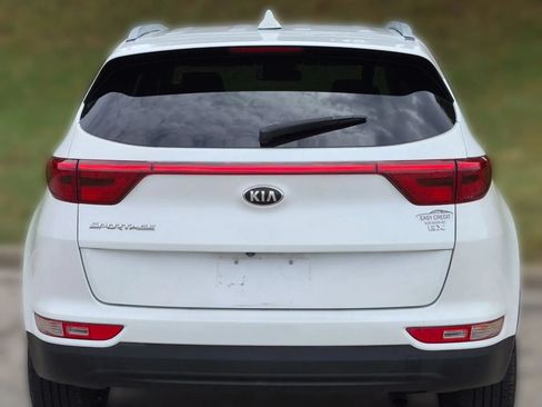 Used 2017 Kia Sportage EX FWD image 5