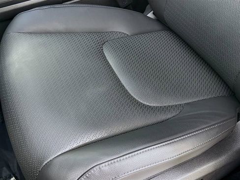 Used 2025 Kia Carnival SX Prestige image 20