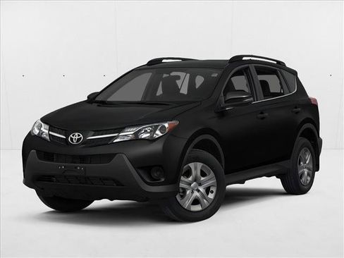 Used 2013 Toyota RAV4 LE FWD image 1
