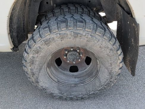 Used 2016 RAM 3500 Tradesman w/ Chrome Appearance Group image 12