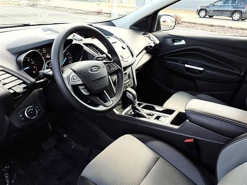 Used 2018 Ford Escape SE FWD image 14