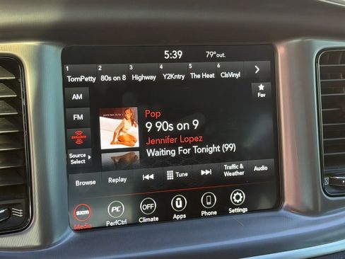 Used 2020 Dodge Charger R/T w/ Blacktop Package image 19