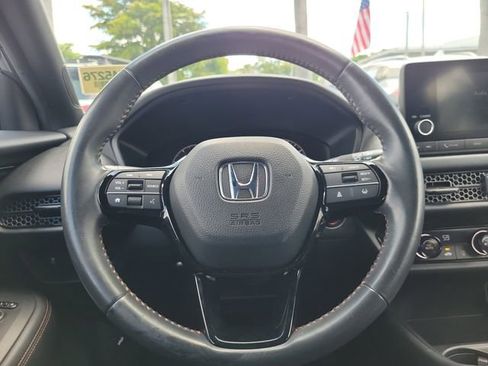 Used 2023 Honda HR-V Sport image 17