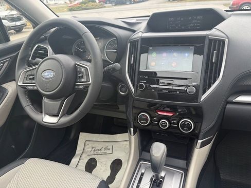 Used 2023 Subaru Forester Premium image 13