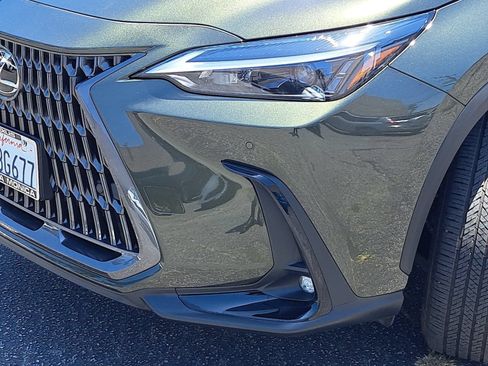 Used 2025 Lexus NX 250 FWD image 34