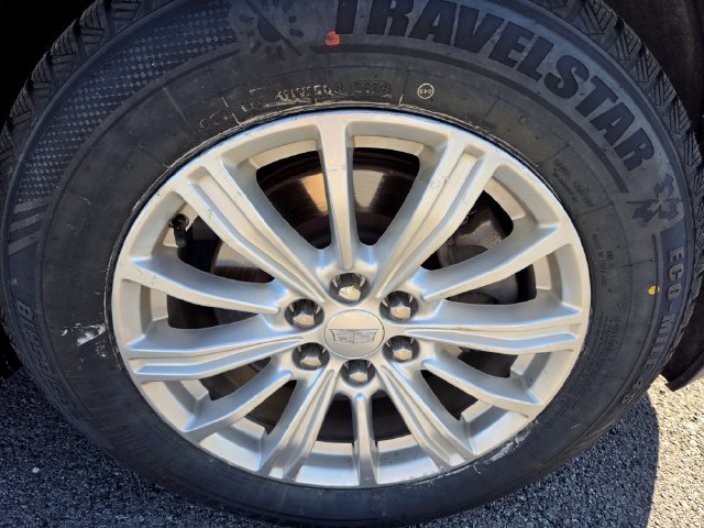 Used 2018 Cadillac XT5 AWD image 9