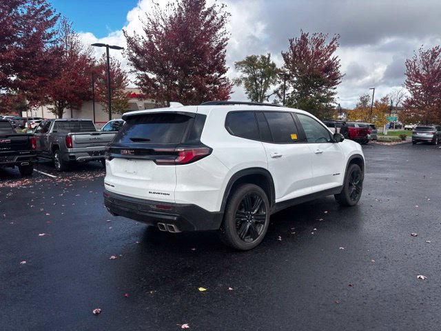 Used 2025 GMC Acadia Elevation w/ Black Edition AWD/4WD image 6