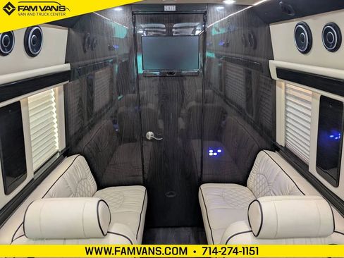 Used 2019 Mercedes-Benz Sprinter 170 Cargo image 15
