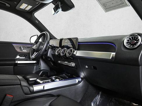 Used 2023 Mercedes-Benz EQB 300 EQB 300 w/ Pinnacle Package image 25