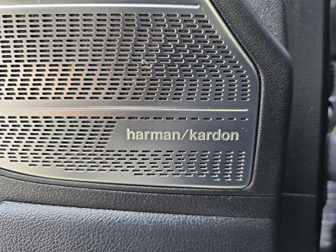 Used 2021 Hyundai Palisade Limited image 36