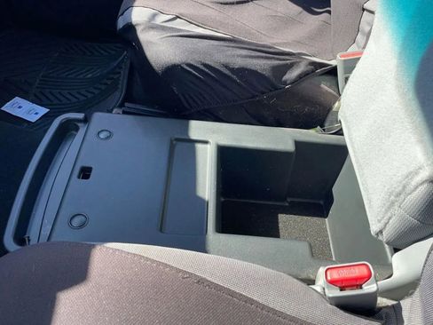 Used 2013 Ford F150 XLT w/ XLT Chrome Pkg RWD image 29
