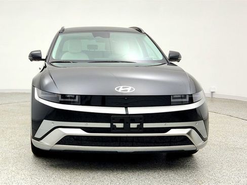 Used 2025 Hyundai Ioniq 5 Limited RWD image 2