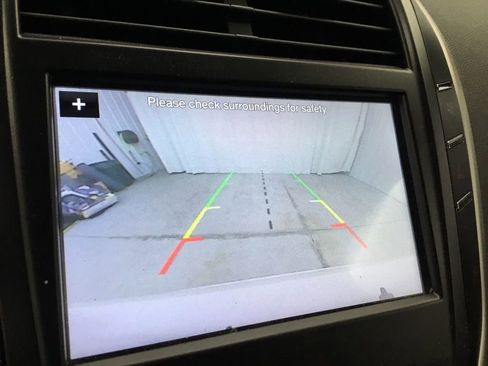 Used 2018 Lincoln MKC Premiere image 10