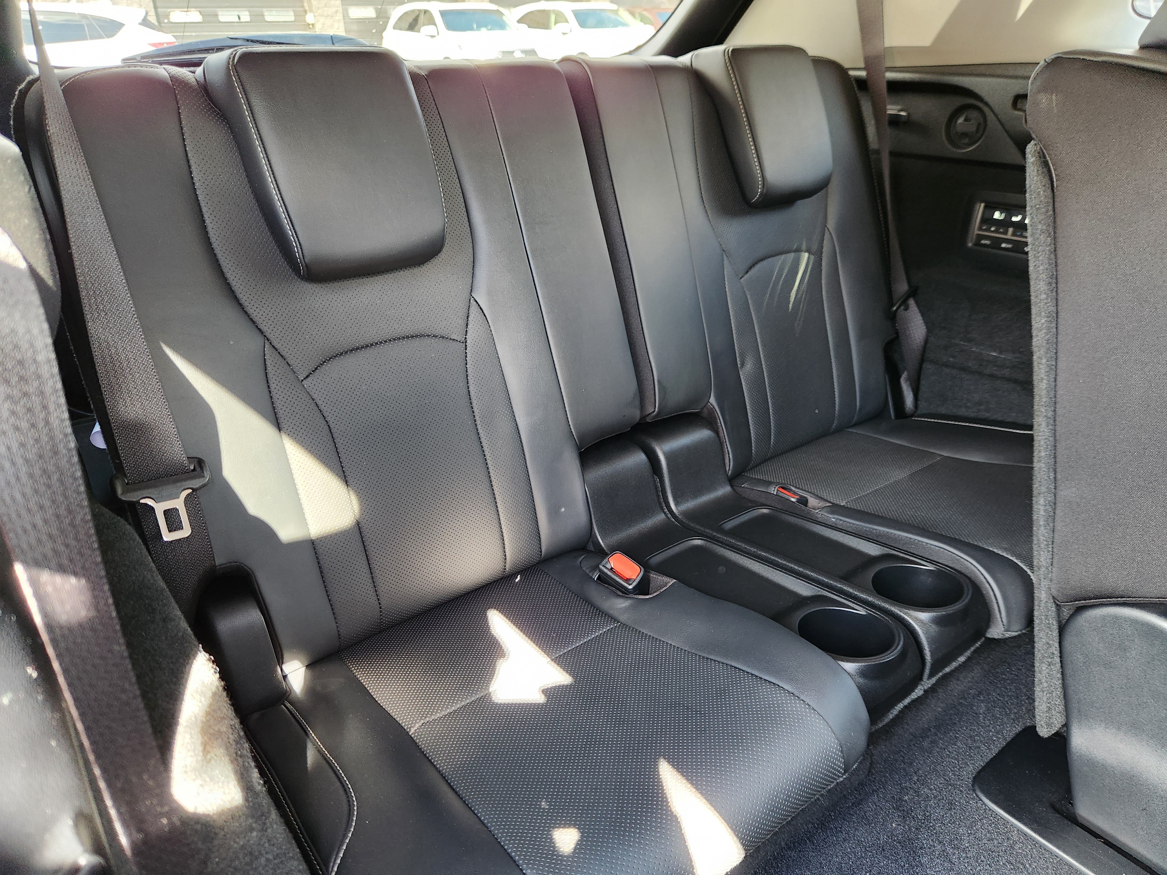 Used 2021 Lexus RX 350L Premium w/ Premium Package AWD/4WD image 17