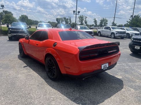 Used 2020 Dodge Challenger R/T Scat Pack RWD image 5
