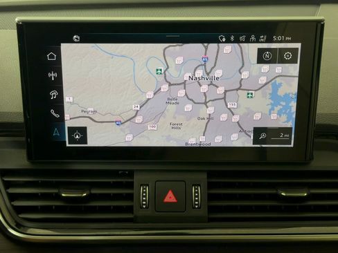 Used 2024 Audi Q5 e Prestige w/ Prestige Package AWD/4WD image 19