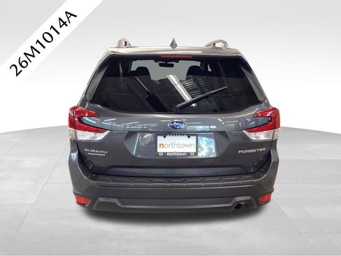 Used 2021 Subaru Forester Premium AWD/4WD image 28