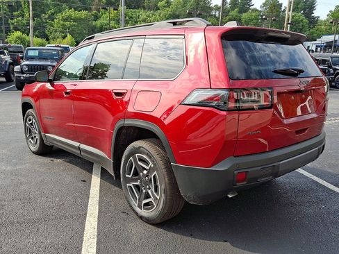 New 2026 Jeep Cherokee Laredo AWD/4WD image 4