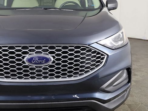 Used 2024 Ford Edge SE AWD/4WD image 11