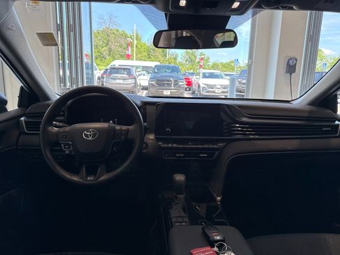 Used 2026 Toyota Camry LE FWD image 13