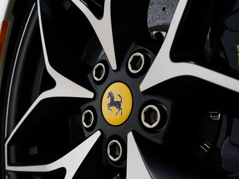 Used 2020 Ferrari 488 Pista Spider RWD image 98