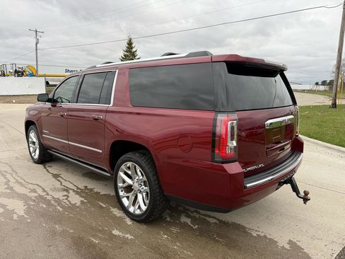Used 2016 GMC Yukon XL Denali w/ Open Road Package AWD/4WD image 5