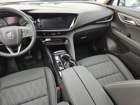Used 2023 Buick Envision Avenir image 34