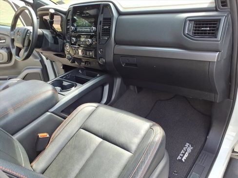 Used 2021 Nissan Titan PRO-4X w/ Pro-4x Convenience Package AWD/4WD image 18