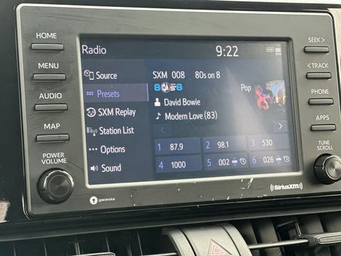 Used 2022 Toyota RAV4 LE image 18