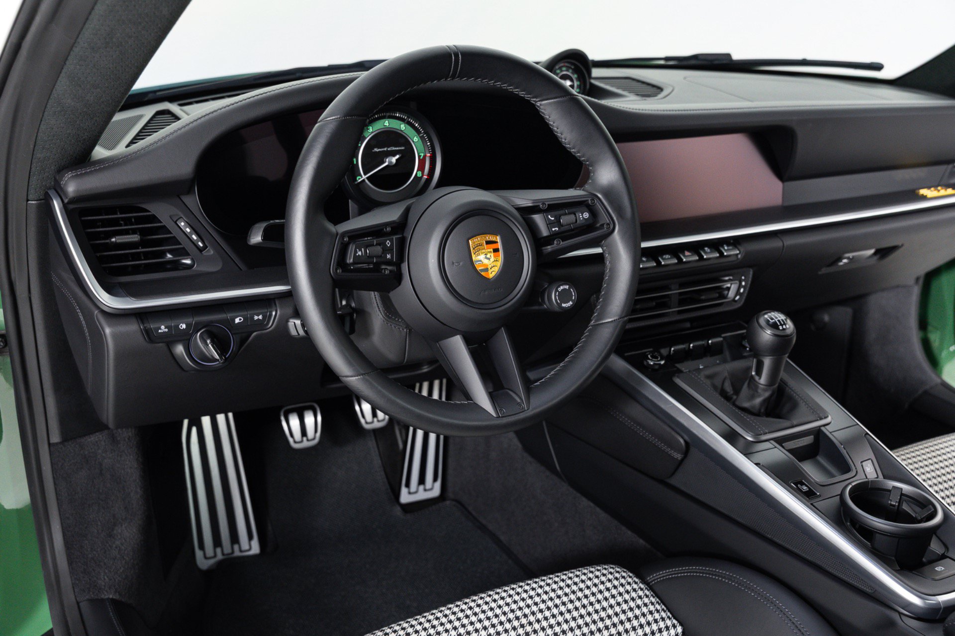 Used 2023 Porsche 911 Sport Classic RWD image 18