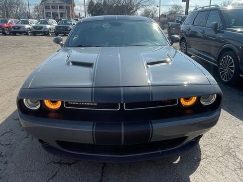 Used 2018 Dodge Challenger R/T w/ Driver Convenience Group image 1