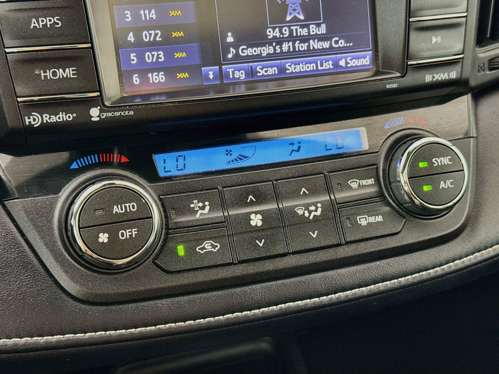 Used 2018 Toyota RAV4 XLE FWD image 23